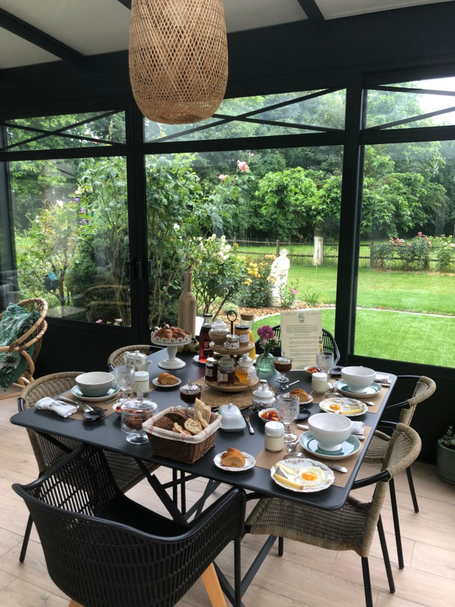 Bed and Breakfast La Grange D'Helene Шоле Екстер'єр фото